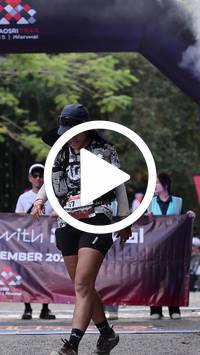 BIB:  <button type="button" onclick="openModal(28023652)" class="btn btn-primary btn-sm float-right" data-toggle="modal" data-target=".modal-high-quality">
                <i class="fa fa-download"></i> Download
                </button>