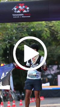 BIB:  <button type="button" onclick="openModal(28006178)" class="btn btn-primary btn-sm float-right" data-toggle="modal" data-target=".modal-high-quality">
                <i class="fa fa-download"></i> Download
                </button>