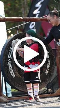 BIB:  <button type="button" onclick="openModal(28005996)" class="btn btn-primary btn-sm float-right" data-toggle="modal" data-target=".modal-high-quality">
                <i class="fa fa-download"></i> Download
                </button>