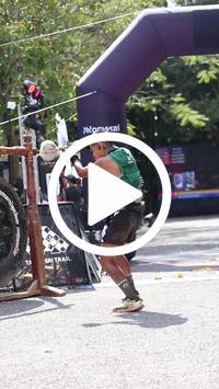 BIB:  <button type="button" onclick="openModal(28132726)" class="btn btn-primary btn-sm float-right" data-toggle="modal" data-target=".modal-high-quality">
                <i class="fa fa-download"></i> Download
                </button>