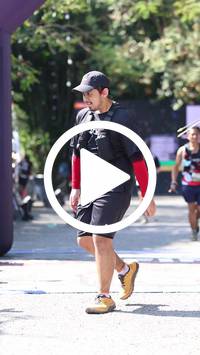 BIB:  <button type="button" onclick="openModal(28079735)" class="btn btn-primary btn-sm float-right" data-toggle="modal" data-target=".modal-high-quality">
                <i class="fa fa-download"></i> Download
                </button>