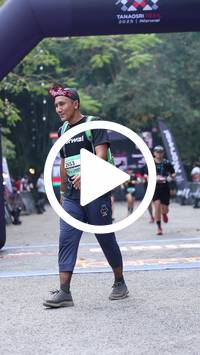 BIB:  <button type="button" onclick="openModal(28161781)" class="btn btn-primary btn-sm float-right" data-toggle="modal" data-target=".modal-high-quality">
                <i class="fa fa-download"></i> Download
                </button>