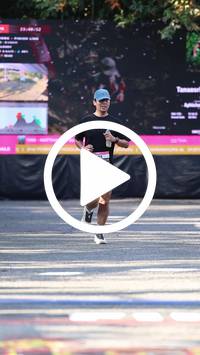 BIB:  <button type="button" onclick="openModal(28136763)" class="btn btn-primary btn-sm float-right" data-toggle="modal" data-target=".modal-high-quality">
                <i class="fa fa-download"></i> Download
                </button>