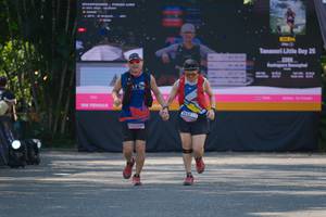 BIB: 
                            <button type="button" onclick="openModal(27998169)" class="btn btn-primary btn-sm float-right btn-popup" data-toggle="modal" data-target=".modal-high-quality">
                        <i class="fas fa-shopping-cart"></i> Add to Cart
                    </button>
                                            <button type="button" onclick="isThisMe(27998169, true)" class="btn btn-success btn-sm float-right btn-popup btn-isme hidden" data-toggle="tooltip" data-placement="bottom" title="นี่คือรูปของคุณใช่ไหม คลิกที่นี่เพื่อเอาเข้าอัลบั้ม">
                        <i class="fas fa-plus"></i> Add to album
                    </button>
                    <button type="button" onclick="isThisMe(27998169, false)" class="btn btn-warning btn-sm float-right btn-popup btn-isnotme hidden">
                        <i class="fas fa-ban"></i> Remove from album
                    </button>