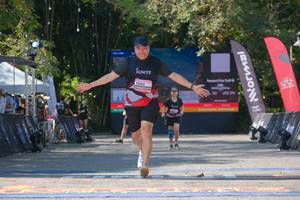 BIB: 
                            <button type="button" onclick="openModal(27999452)" class="btn btn-primary btn-sm float-right btn-popup" data-toggle="modal" data-target=".modal-high-quality">
                        <i class="fas fa-shopping-cart"></i> Add to Cart
                    </button>
                                            <button type="button" onclick="isThisMe(27999452, true)" class="btn btn-success btn-sm float-right btn-popup btn-isme hidden" data-toggle="tooltip" data-placement="bottom" title="นี่คือรูปของคุณใช่ไหม คลิกที่นี่เพื่อเอาเข้าอัลบั้ม">
                        <i class="fas fa-plus"></i> Add to album
                    </button>
                    <button type="button" onclick="isThisMe(27999452, false)" class="btn btn-warning btn-sm float-right btn-popup btn-isnotme hidden">
                        <i class="fas fa-ban"></i> Remove from album
                    </button>