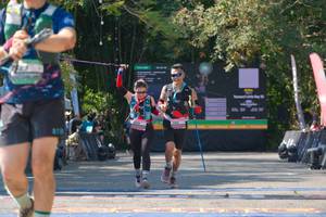 BIB: 
                            <button type="button" onclick="openModal(27998548)" class="btn btn-primary btn-sm float-right btn-popup" data-toggle="modal" data-target=".modal-high-quality">
                        <i class="fas fa-shopping-cart"></i> Add to Cart
                    </button>
                                            <button type="button" onclick="isThisMe(27998548, true)" class="btn btn-success btn-sm float-right btn-popup btn-isme hidden" data-toggle="tooltip" data-placement="bottom" title="นี่คือรูปของคุณใช่ไหม คลิกที่นี่เพื่อเอาเข้าอัลบั้ม">
                        <i class="fas fa-plus"></i> Add to album
                    </button>
                    <button type="button" onclick="isThisMe(27998548, false)" class="btn btn-warning btn-sm float-right btn-popup btn-isnotme hidden">
                        <i class="fas fa-ban"></i> Remove from album
                    </button>