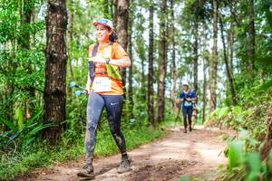 BIB: 1518
                            <button type="button" onclick="openModal(13474916)" class="btn btn-primary btn-sm float-right btn-popup" data-toggle="modal" data-target=".modal-high-quality">
                        <i class="fas fa-shopping-cart"></i> Add to Cart
                    </button>
                                            <button type="button" onclick="isThisMe(13474916, true)" class="btn btn-success btn-sm float-right btn-popup btn-isme hidden" data-toggle="tooltip" data-placement="bottom" title="นี่คือรูปของคุณใช่ไหม คลิกที่นี่เพื่อเอาเข้าอัลบั้ม">
                        <i class="fas fa-plus"></i> Add to album
                    </button>
                    <button type="button" onclick="isThisMe(13474916, false)" class="btn btn-warning btn-sm float-right btn-popup btn-isnotme hidden">
                        <i class="fas fa-ban"></i> Remove from album
                    </button>