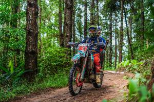 BIB: 1302
                            <button type="button" onclick="openModal(13474962)" class="btn btn-primary btn-sm float-right btn-popup" data-toggle="modal" data-target=".modal-high-quality">
                        <i class="fas fa-shopping-cart"></i> Add to Cart
                    </button>
                                            <button type="button" onclick="isThisMe(13474962, true)" class="btn btn-success btn-sm float-right btn-popup btn-isme hidden" data-toggle="tooltip" data-placement="bottom" title="นี่คือรูปของคุณใช่ไหม คลิกที่นี่เพื่อเอาเข้าอัลบั้ม">
                        <i class="fas fa-plus"></i> Add to album
                    </button>
                    <button type="button" onclick="isThisMe(13474962, false)" class="btn btn-warning btn-sm float-right btn-popup btn-isnotme hidden">
                        <i class="fas fa-ban"></i> Remove from album
                    </button>