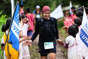 BIB: 1609
                            <button type="button" onclick="openModal(13364306)" class="btn btn-primary btn-sm float-right btn-popup" data-toggle="modal" data-target=".modal-high-quality">
                        <i class="fas fa-shopping-cart"></i> Add to Cart
                    </button>
                                            <button type="button" onclick="isThisMe(13364306, true)" class="btn btn-success btn-sm float-right btn-popup btn-isme hidden" data-toggle="tooltip" data-placement="bottom" title="นี่คือรูปของคุณใช่ไหม คลิกที่นี่เพื่อเอาเข้าอัลบั้ม">
                        <i class="fas fa-plus"></i> Add to album
                    </button>
                    <button type="button" onclick="isThisMe(13364306, false)" class="btn btn-warning btn-sm float-right btn-popup btn-isnotme hidden">
                        <i class="fas fa-ban"></i> Remove from album
                    </button>