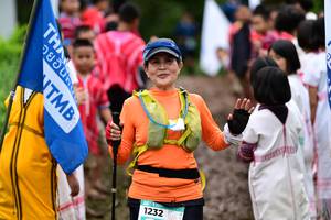 BIB: 1232
                            <button type="button" onclick="openModal(13364159)" class="btn btn-primary btn-sm float-right btn-popup" data-toggle="modal" data-target=".modal-high-quality">
                        <i class="fas fa-shopping-cart"></i> Add to Cart
                    </button>
                                            <button type="button" onclick="isThisMe(13364159, true)" class="btn btn-success btn-sm float-right btn-popup btn-isme hidden" data-toggle="tooltip" data-placement="bottom" title="นี่คือรูปของคุณใช่ไหม คลิกที่นี่เพื่อเอาเข้าอัลบั้ม">
                        <i class="fas fa-plus"></i> Add to album
                    </button>
                    <button type="button" onclick="isThisMe(13364159, false)" class="btn btn-warning btn-sm float-right btn-popup btn-isnotme hidden">
                        <i class="fas fa-ban"></i> Remove from album
                    </button>