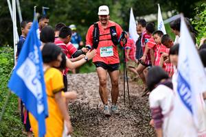 BIB: 1172
                            <button type="button" onclick="openModal(13365627)" class="btn btn-primary btn-sm float-right btn-popup" data-toggle="modal" data-target=".modal-high-quality">
                        <i class="fas fa-shopping-cart"></i> Add to Cart
                    </button>
                                            <button type="button" onclick="isThisMe(13365627, true)" class="btn btn-success btn-sm float-right btn-popup btn-isme hidden" data-toggle="tooltip" data-placement="bottom" title="นี่คือรูปของคุณใช่ไหม คลิกที่นี่เพื่อเอาเข้าอัลบั้ม">
                        <i class="fas fa-plus"></i> Add to album
                    </button>
                    <button type="button" onclick="isThisMe(13365627, false)" class="btn btn-warning btn-sm float-right btn-popup btn-isnotme hidden">
                        <i class="fas fa-ban"></i> Remove from album
                    </button>