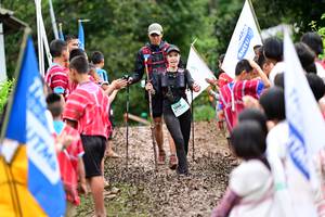 BIB: 1250
                            <button type="button" onclick="openModal(13364287)" class="btn btn-primary btn-sm float-right btn-popup" data-toggle="modal" data-target=".modal-high-quality">
                        <i class="fas fa-shopping-cart"></i> Add to Cart
                    </button>
                                            <button type="button" onclick="isThisMe(13364287, true)" class="btn btn-success btn-sm float-right btn-popup btn-isme hidden" data-toggle="tooltip" data-placement="bottom" title="นี่คือรูปของคุณใช่ไหม คลิกที่นี่เพื่อเอาเข้าอัลบั้ม">
                        <i class="fas fa-plus"></i> Add to album
                    </button>
                    <button type="button" onclick="isThisMe(13364287, false)" class="btn btn-warning btn-sm float-right btn-popup btn-isnotme hidden">
                        <i class="fas fa-ban"></i> Remove from album
                    </button>