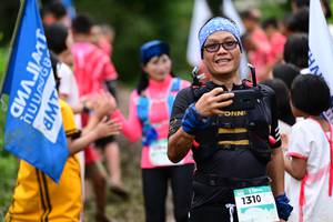 BIB: 1310
                            <button type="button" onclick="openModal(13363794)" class="btn btn-primary btn-sm float-right btn-popup" data-toggle="modal" data-target=".modal-high-quality">
                        <i class="fas fa-shopping-cart"></i> Add to Cart
                    </button>
                                            <button type="button" onclick="isThisMe(13363794, true)" class="btn btn-success btn-sm float-right btn-popup btn-isme hidden" data-toggle="tooltip" data-placement="bottom" title="นี่คือรูปของคุณใช่ไหม คลิกที่นี่เพื่อเอาเข้าอัลบั้ม">
                        <i class="fas fa-plus"></i> Add to album
                    </button>
                    <button type="button" onclick="isThisMe(13363794, false)" class="btn btn-warning btn-sm float-right btn-popup btn-isnotme hidden">
                        <i class="fas fa-ban"></i> Remove from album
                    </button>