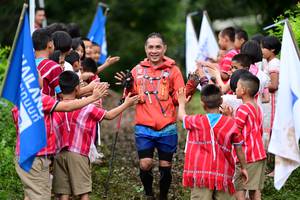 BIB: 
                            <button type="button" onclick="openModal(13361389)" class="btn btn-primary btn-sm float-right btn-popup" data-toggle="modal" data-target=".modal-high-quality">
                        <i class="fas fa-shopping-cart"></i> Add to Cart
                    </button>
                                            <button type="button" onclick="isThisMe(13361389, true)" class="btn btn-success btn-sm float-right btn-popup btn-isme hidden" data-toggle="tooltip" data-placement="bottom" title="นี่คือรูปของคุณใช่ไหม คลิกที่นี่เพื่อเอาเข้าอัลบั้ม">
                        <i class="fas fa-plus"></i> Add to album
                    </button>
                    <button type="button" onclick="isThisMe(13361389, false)" class="btn btn-warning btn-sm float-right btn-popup btn-isnotme hidden">
                        <i class="fas fa-ban"></i> Remove from album
                    </button>