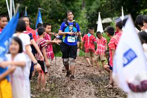 BIB: 1004
                            <button type="button" onclick="openModal(13365347)" class="btn btn-primary btn-sm float-right btn-popup" data-toggle="modal" data-target=".modal-high-quality">
                        <i class="fas fa-shopping-cart"></i> Add to Cart
                    </button>
                                            <button type="button" onclick="isThisMe(13365347, true)" class="btn btn-success btn-sm float-right btn-popup btn-isme hidden" data-toggle="tooltip" data-placement="bottom" title="นี่คือรูปของคุณใช่ไหม คลิกที่นี่เพื่อเอาเข้าอัลบั้ม">
                        <i class="fas fa-plus"></i> Add to album
                    </button>
                    <button type="button" onclick="isThisMe(13365347, false)" class="btn btn-warning btn-sm float-right btn-popup btn-isnotme hidden">
                        <i class="fas fa-ban"></i> Remove from album
                    </button>