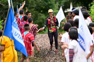 BIB: 200
                            <button type="button" onclick="openModal(13363987)" class="btn btn-primary btn-sm float-right btn-popup" data-toggle="modal" data-target=".modal-high-quality">
                        <i class="fas fa-shopping-cart"></i> Add to Cart
                    </button>
                                            <button type="button" onclick="isThisMe(13363987, true)" class="btn btn-success btn-sm float-right btn-popup btn-isme hidden" data-toggle="tooltip" data-placement="bottom" title="นี่คือรูปของคุณใช่ไหม คลิกที่นี่เพื่อเอาเข้าอัลบั้ม">
                        <i class="fas fa-plus"></i> Add to album
                    </button>
                    <button type="button" onclick="isThisMe(13363987, false)" class="btn btn-warning btn-sm float-right btn-popup btn-isnotme hidden">
                        <i class="fas fa-ban"></i> Remove from album
                    </button>