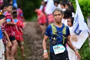 BIB: 1064
                            <button type="button" onclick="openModal(13363039)" class="btn btn-primary btn-sm float-right btn-popup" data-toggle="modal" data-target=".modal-high-quality">
                        <i class="fas fa-shopping-cart"></i> Add to Cart
                    </button>
                                            <button type="button" onclick="isThisMe(13363039, true)" class="btn btn-success btn-sm float-right btn-popup btn-isme hidden" data-toggle="tooltip" data-placement="bottom" title="นี่คือรูปของคุณใช่ไหม คลิกที่นี่เพื่อเอาเข้าอัลบั้ม">
                        <i class="fas fa-plus"></i> Add to album
                    </button>
                    <button type="button" onclick="isThisMe(13363039, false)" class="btn btn-warning btn-sm float-right btn-popup btn-isnotme hidden">
                        <i class="fas fa-ban"></i> Remove from album
                    </button>