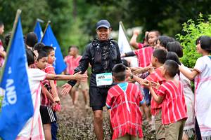 BIB: 1613
                            <button type="button" onclick="openModal(13361677)" class="btn btn-primary btn-sm float-right btn-popup" data-toggle="modal" data-target=".modal-high-quality">
                        <i class="fas fa-shopping-cart"></i> Add to Cart
                    </button>
                                            <button type="button" onclick="isThisMe(13361677, true)" class="btn btn-success btn-sm float-right btn-popup btn-isme hidden" data-toggle="tooltip" data-placement="bottom" title="นี่คือรูปของคุณใช่ไหม คลิกที่นี่เพื่อเอาเข้าอัลบั้ม">
                        <i class="fas fa-plus"></i> Add to album
                    </button>
                    <button type="button" onclick="isThisMe(13361677, false)" class="btn btn-warning btn-sm float-right btn-popup btn-isnotme hidden">
                        <i class="fas fa-ban"></i> Remove from album
                    </button>