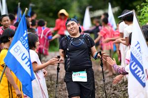 BIB: 1577
                            <button type="button" onclick="openModal(13365560)" class="btn btn-primary btn-sm float-right btn-popup" data-toggle="modal" data-target=".modal-high-quality">
                        <i class="fas fa-shopping-cart"></i> Add to Cart
                    </button>
                                            <button type="button" onclick="isThisMe(13365560, true)" class="btn btn-success btn-sm float-right btn-popup btn-isme hidden" data-toggle="tooltip" data-placement="bottom" title="นี่คือรูปของคุณใช่ไหม คลิกที่นี่เพื่อเอาเข้าอัลบั้ม">
                        <i class="fas fa-plus"></i> Add to album
                    </button>
                    <button type="button" onclick="isThisMe(13365560, false)" class="btn btn-warning btn-sm float-right btn-popup btn-isnotme hidden">
                        <i class="fas fa-ban"></i> Remove from album
                    </button>