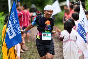 BIB: 1090, 
                            <button type="button" onclick="openModal(13364343)" class="btn btn-primary btn-sm float-right btn-popup" data-toggle="modal" data-target=".modal-high-quality">
                        <i class="fas fa-shopping-cart"></i> Add to Cart
                    </button>
                                            <button type="button" onclick="isThisMe(13364343, true)" class="btn btn-success btn-sm float-right btn-popup btn-isme hidden" data-toggle="tooltip" data-placement="bottom" title="นี่คือรูปของคุณใช่ไหม คลิกที่นี่เพื่อเอาเข้าอัลบั้ม">
                        <i class="fas fa-plus"></i> Add to album
                    </button>
                    <button type="button" onclick="isThisMe(13364343, false)" class="btn btn-warning btn-sm float-right btn-popup btn-isnotme hidden">
                        <i class="fas fa-ban"></i> Remove from album
                    </button>