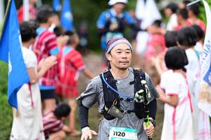 BIB: 1120
                            <button type="button" onclick="openModal(13362907)" class="btn btn-primary btn-sm float-right btn-popup" data-toggle="modal" data-target=".modal-high-quality">
                        <i class="fas fa-shopping-cart"></i> Add to Cart
                    </button>
                                            <button type="button" onclick="isThisMe(13362907, true)" class="btn btn-success btn-sm float-right btn-popup btn-isme hidden" data-toggle="tooltip" data-placement="bottom" title="นี่คือรูปของคุณใช่ไหม คลิกที่นี่เพื่อเอาเข้าอัลบั้ม">
                        <i class="fas fa-plus"></i> Add to album
                    </button>
                    <button type="button" onclick="isThisMe(13362907, false)" class="btn btn-warning btn-sm float-right btn-popup btn-isnotme hidden">
                        <i class="fas fa-ban"></i> Remove from album
                    </button>