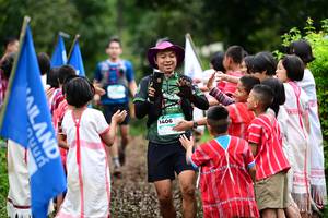 BIB: 1406
                            <button type="button" onclick="openModal(13361729)" class="btn btn-primary btn-sm float-right btn-popup" data-toggle="modal" data-target=".modal-high-quality">
                        <i class="fas fa-shopping-cart"></i> Add to Cart
                    </button>
                                            <button type="button" onclick="isThisMe(13361729, true)" class="btn btn-success btn-sm float-right btn-popup btn-isme hidden" data-toggle="tooltip" data-placement="bottom" title="นี่คือรูปของคุณใช่ไหม คลิกที่นี่เพื่อเอาเข้าอัลบั้ม">
                        <i class="fas fa-plus"></i> Add to album
                    </button>
                    <button type="button" onclick="isThisMe(13361729, false)" class="btn btn-warning btn-sm float-right btn-popup btn-isnotme hidden">
                        <i class="fas fa-ban"></i> Remove from album
                    </button>