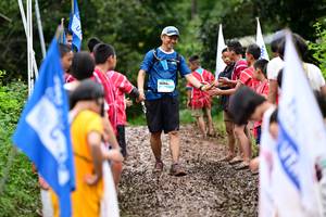 BIB: 1094
                            <button type="button" onclick="openModal(13365640)" class="btn btn-primary btn-sm float-right btn-popup" data-toggle="modal" data-target=".modal-high-quality">
                        <i class="fas fa-shopping-cart"></i> Add to Cart
                    </button>
                                            <button type="button" onclick="isThisMe(13365640, true)" class="btn btn-success btn-sm float-right btn-popup btn-isme hidden" data-toggle="tooltip" data-placement="bottom" title="นี่คือรูปของคุณใช่ไหม คลิกที่นี่เพื่อเอาเข้าอัลบั้ม">
                        <i class="fas fa-plus"></i> Add to album
                    </button>
                    <button type="button" onclick="isThisMe(13365640, false)" class="btn btn-warning btn-sm float-right btn-popup btn-isnotme hidden">
                        <i class="fas fa-ban"></i> Remove from album
                    </button>