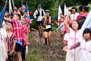 BIB: 1607
                            <button type="button" onclick="openModal(13361941)" class="btn btn-primary btn-sm float-right btn-popup" data-toggle="modal" data-target=".modal-high-quality">
                        <i class="fas fa-shopping-cart"></i> Add to Cart
                    </button>
                                            <button type="button" onclick="isThisMe(13361941, true)" class="btn btn-success btn-sm float-right btn-popup btn-isme hidden" data-toggle="tooltip" data-placement="bottom" title="นี่คือรูปของคุณใช่ไหม คลิกที่นี่เพื่อเอาเข้าอัลบั้ม">
                        <i class="fas fa-plus"></i> Add to album
                    </button>
                    <button type="button" onclick="isThisMe(13361941, false)" class="btn btn-warning btn-sm float-right btn-popup btn-isnotme hidden">
                        <i class="fas fa-ban"></i> Remove from album
                    </button>