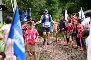 BIB: 1304
                            <button type="button" onclick="openModal(13366634)" class="btn btn-primary btn-sm float-right btn-popup" data-toggle="modal" data-target=".modal-high-quality">
                        <i class="fas fa-shopping-cart"></i> Add to Cart
                    </button>
                                            <button type="button" onclick="isThisMe(13366634, true)" class="btn btn-success btn-sm float-right btn-popup btn-isme hidden" data-toggle="tooltip" data-placement="bottom" title="นี่คือรูปของคุณใช่ไหม คลิกที่นี่เพื่อเอาเข้าอัลบั้ม">
                        <i class="fas fa-plus"></i> Add to album
                    </button>
                    <button type="button" onclick="isThisMe(13366634, false)" class="btn btn-warning btn-sm float-right btn-popup btn-isnotme hidden">
                        <i class="fas fa-ban"></i> Remove from album
                    </button>