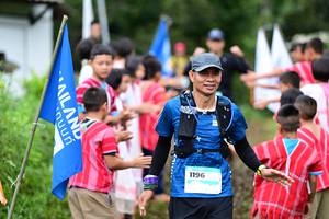 BIB: 1196
                            <button type="button" onclick="openModal(13361361)" class="btn btn-primary btn-sm float-right btn-popup" data-toggle="modal" data-target=".modal-high-quality">
                        <i class="fas fa-shopping-cart"></i> Add to Cart
                    </button>
                                            <button type="button" onclick="isThisMe(13361361, true)" class="btn btn-success btn-sm float-right btn-popup btn-isme hidden" data-toggle="tooltip" data-placement="bottom" title="นี่คือรูปของคุณใช่ไหม คลิกที่นี่เพื่อเอาเข้าอัลบั้ม">
                        <i class="fas fa-plus"></i> Add to album
                    </button>
                    <button type="button" onclick="isThisMe(13361361, false)" class="btn btn-warning btn-sm float-right btn-popup btn-isnotme hidden">
                        <i class="fas fa-ban"></i> Remove from album
                    </button>