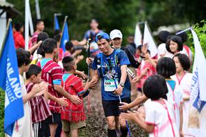 BIB: 559
                            <button type="button" onclick="openModal(13363007)" class="btn btn-primary btn-sm float-right btn-popup" data-toggle="modal" data-target=".modal-high-quality">
                        <i class="fas fa-shopping-cart"></i> Add to Cart
                    </button>
                                            <button type="button" onclick="isThisMe(13363007, true)" class="btn btn-success btn-sm float-right btn-popup btn-isme hidden" data-toggle="tooltip" data-placement="bottom" title="นี่คือรูปของคุณใช่ไหม คลิกที่นี่เพื่อเอาเข้าอัลบั้ม">
                        <i class="fas fa-plus"></i> Add to album
                    </button>
                    <button type="button" onclick="isThisMe(13363007, false)" class="btn btn-warning btn-sm float-right btn-popup btn-isnotme hidden">
                        <i class="fas fa-ban"></i> Remove from album
                    </button>