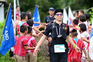 BIB: 1505
                            <button type="button" onclick="openModal(13361586)" class="btn btn-primary btn-sm float-right btn-popup" data-toggle="modal" data-target=".modal-high-quality">
                        <i class="fas fa-shopping-cart"></i> Add to Cart
                    </button>
                                            <button type="button" onclick="isThisMe(13361586, true)" class="btn btn-success btn-sm float-right btn-popup btn-isme hidden" data-toggle="tooltip" data-placement="bottom" title="นี่คือรูปของคุณใช่ไหม คลิกที่นี่เพื่อเอาเข้าอัลบั้ม">
                        <i class="fas fa-plus"></i> Add to album
                    </button>
                    <button type="button" onclick="isThisMe(13361586, false)" class="btn btn-warning btn-sm float-right btn-popup btn-isnotme hidden">
                        <i class="fas fa-ban"></i> Remove from album
                    </button>