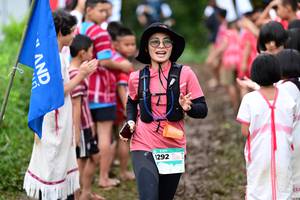 BIB: 1292
                            <button type="button" onclick="openModal(13362831)" class="btn btn-primary btn-sm float-right btn-popup" data-toggle="modal" data-target=".modal-high-quality">
                        <i class="fas fa-shopping-cart"></i> Add to Cart
                    </button>
                                            <button type="button" onclick="isThisMe(13362831, true)" class="btn btn-success btn-sm float-right btn-popup btn-isme hidden" data-toggle="tooltip" data-placement="bottom" title="นี่คือรูปของคุณใช่ไหม คลิกที่นี่เพื่อเอาเข้าอัลบั้ม">
                        <i class="fas fa-plus"></i> Add to album
                    </button>
                    <button type="button" onclick="isThisMe(13362831, false)" class="btn btn-warning btn-sm float-right btn-popup btn-isnotme hidden">
                        <i class="fas fa-ban"></i> Remove from album
                    </button>