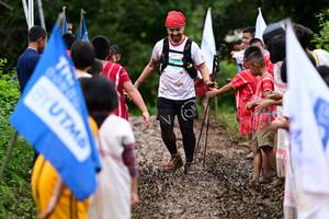 BIB: 
                            <button type="button" onclick="openModal(13365776)" class="btn btn-primary btn-sm float-right btn-popup" data-toggle="modal" data-target=".modal-high-quality">
                        <i class="fas fa-shopping-cart"></i> Add to Cart
                    </button>
                                            <button type="button" onclick="isThisMe(13365776, true)" class="btn btn-success btn-sm float-right btn-popup btn-isme hidden" data-toggle="tooltip" data-placement="bottom" title="นี่คือรูปของคุณใช่ไหม คลิกที่นี่เพื่อเอาเข้าอัลบั้ม">
                        <i class="fas fa-plus"></i> Add to album
                    </button>
                    <button type="button" onclick="isThisMe(13365776, false)" class="btn btn-warning btn-sm float-right btn-popup btn-isnotme hidden">
                        <i class="fas fa-ban"></i> Remove from album
                    </button>