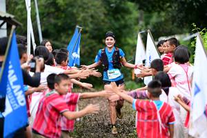 BIB: 1040
                            <button type="button" onclick="openModal(13361224)" class="btn btn-primary btn-sm float-right btn-popup" data-toggle="modal" data-target=".modal-high-quality">
                        <i class="fas fa-shopping-cart"></i> Add to Cart
                    </button>
                                            <button type="button" onclick="isThisMe(13361224, true)" class="btn btn-success btn-sm float-right btn-popup btn-isme hidden" data-toggle="tooltip" data-placement="bottom" title="นี่คือรูปของคุณใช่ไหม คลิกที่นี่เพื่อเอาเข้าอัลบั้ม">
                        <i class="fas fa-plus"></i> Add to album
                    </button>
                    <button type="button" onclick="isThisMe(13361224, false)" class="btn btn-warning btn-sm float-right btn-popup btn-isnotme hidden">
                        <i class="fas fa-ban"></i> Remove from album
                    </button>