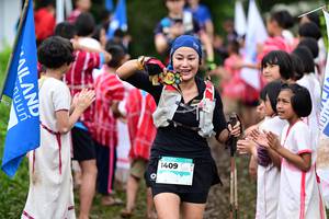 BIB: 1409
                            <button type="button" onclick="openModal(13362977)" class="btn btn-primary btn-sm float-right btn-popup" data-toggle="modal" data-target=".modal-high-quality">
                        <i class="fas fa-shopping-cart"></i> Add to Cart
                    </button>
                                            <button type="button" onclick="isThisMe(13362977, true)" class="btn btn-success btn-sm float-right btn-popup btn-isme hidden" data-toggle="tooltip" data-placement="bottom" title="นี่คือรูปของคุณใช่ไหม คลิกที่นี่เพื่อเอาเข้าอัลบั้ม">
                        <i class="fas fa-plus"></i> Add to album
                    </button>
                    <button type="button" onclick="isThisMe(13362977, false)" class="btn btn-warning btn-sm float-right btn-popup btn-isnotme hidden">
                        <i class="fas fa-ban"></i> Remove from album
                    </button>