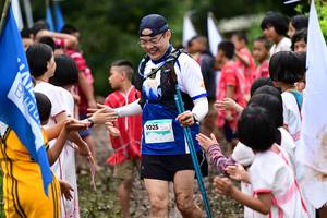 BIB: 1025
                            <button type="button" onclick="openModal(13363814)" class="btn btn-primary btn-sm float-right btn-popup" data-toggle="modal" data-target=".modal-high-quality">
                        <i class="fas fa-shopping-cart"></i> Add to Cart
                    </button>
                                            <button type="button" onclick="isThisMe(13363814, true)" class="btn btn-success btn-sm float-right btn-popup btn-isme hidden" data-toggle="tooltip" data-placement="bottom" title="นี่คือรูปของคุณใช่ไหม คลิกที่นี่เพื่อเอาเข้าอัลบั้ม">
                        <i class="fas fa-plus"></i> Add to album
                    </button>
                    <button type="button" onclick="isThisMe(13363814, false)" class="btn btn-warning btn-sm float-right btn-popup btn-isnotme hidden">
                        <i class="fas fa-ban"></i> Remove from album
                    </button>