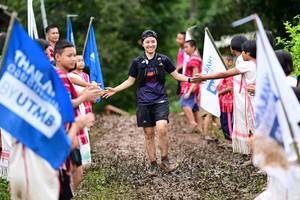 BIB: 
                            <button type="button" onclick="openModal(13363356)" class="btn btn-primary btn-sm float-right btn-popup" data-toggle="modal" data-target=".modal-high-quality">
                        <i class="fas fa-shopping-cart"></i> Add to Cart
                    </button>
                                            <button type="button" onclick="isThisMe(13363356, true)" class="btn btn-success btn-sm float-right btn-popup btn-isme hidden" data-toggle="tooltip" data-placement="bottom" title="นี่คือรูปของคุณใช่ไหม คลิกที่นี่เพื่อเอาเข้าอัลบั้ม">
                        <i class="fas fa-plus"></i> Add to album
                    </button>
                    <button type="button" onclick="isThisMe(13363356, false)" class="btn btn-warning btn-sm float-right btn-popup btn-isnotme hidden">
                        <i class="fas fa-ban"></i> Remove from album
                    </button>