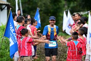 BIB: 610, 
                            <button type="button" onclick="openModal(13361341)" class="btn btn-primary btn-sm float-right btn-popup" data-toggle="modal" data-target=".modal-high-quality">
                        <i class="fas fa-shopping-cart"></i> Add to Cart
                    </button>
                                            <button type="button" onclick="isThisMe(13361341, true)" class="btn btn-success btn-sm float-right btn-popup btn-isme hidden" data-toggle="tooltip" data-placement="bottom" title="นี่คือรูปของคุณใช่ไหม คลิกที่นี่เพื่อเอาเข้าอัลบั้ม">
                        <i class="fas fa-plus"></i> Add to album
                    </button>
                    <button type="button" onclick="isThisMe(13361341, false)" class="btn btn-warning btn-sm float-right btn-popup btn-isnotme hidden">
                        <i class="fas fa-ban"></i> Remove from album
                    </button>