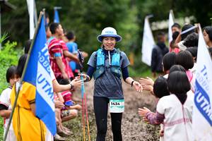 BIB: 1434, 
                            <button type="button" onclick="openModal(13364209)" class="btn btn-primary btn-sm float-right btn-popup" data-toggle="modal" data-target=".modal-high-quality">
                        <i class="fas fa-shopping-cart"></i> Add to Cart
                    </button>
                                            <button type="button" onclick="isThisMe(13364209, true)" class="btn btn-success btn-sm float-right btn-popup btn-isme hidden" data-toggle="tooltip" data-placement="bottom" title="นี่คือรูปของคุณใช่ไหม คลิกที่นี่เพื่อเอาเข้าอัลบั้ม">
                        <i class="fas fa-plus"></i> Add to album
                    </button>
                    <button type="button" onclick="isThisMe(13364209, false)" class="btn btn-warning btn-sm float-right btn-popup btn-isnotme hidden">
                        <i class="fas fa-ban"></i> Remove from album
                    </button>