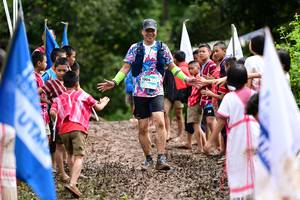 BIB: 1304
                            <button type="button" onclick="openModal(13366639)" class="btn btn-primary btn-sm float-right btn-popup" data-toggle="modal" data-target=".modal-high-quality">
                        <i class="fas fa-shopping-cart"></i> Add to Cart
                    </button>
                                            <button type="button" onclick="isThisMe(13366639, true)" class="btn btn-success btn-sm float-right btn-popup btn-isme hidden" data-toggle="tooltip" data-placement="bottom" title="นี่คือรูปของคุณใช่ไหม คลิกที่นี่เพื่อเอาเข้าอัลบั้ม">
                        <i class="fas fa-plus"></i> Add to album
                    </button>
                    <button type="button" onclick="isThisMe(13366639, false)" class="btn btn-warning btn-sm float-right btn-popup btn-isnotme hidden">
                        <i class="fas fa-ban"></i> Remove from album
                    </button>