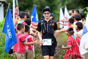 BIB: 1505
                            <button type="button" onclick="openModal(13361585)" class="btn btn-primary btn-sm float-right btn-popup" data-toggle="modal" data-target=".modal-high-quality">
                        <i class="fas fa-shopping-cart"></i> Add to Cart
                    </button>
                                            <button type="button" onclick="isThisMe(13361585, true)" class="btn btn-success btn-sm float-right btn-popup btn-isme hidden" data-toggle="tooltip" data-placement="bottom" title="นี่คือรูปของคุณใช่ไหม คลิกที่นี่เพื่อเอาเข้าอัลบั้ม">
                        <i class="fas fa-plus"></i> Add to album
                    </button>
                    <button type="button" onclick="isThisMe(13361585, false)" class="btn btn-warning btn-sm float-right btn-popup btn-isnotme hidden">
                        <i class="fas fa-ban"></i> Remove from album
                    </button>