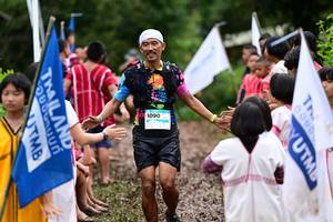 BIB: 1090, 
                            <button type="button" onclick="openModal(13364327)" class="btn btn-primary btn-sm float-right btn-popup" data-toggle="modal" data-target=".modal-high-quality">
                        <i class="fas fa-shopping-cart"></i> Add to Cart
                    </button>
                                            <button type="button" onclick="isThisMe(13364327, true)" class="btn btn-success btn-sm float-right btn-popup btn-isme hidden" data-toggle="tooltip" data-placement="bottom" title="นี่คือรูปของคุณใช่ไหม คลิกที่นี่เพื่อเอาเข้าอัลบั้ม">
                        <i class="fas fa-plus"></i> Add to album
                    </button>
                    <button type="button" onclick="isThisMe(13364327, false)" class="btn btn-warning btn-sm float-right btn-popup btn-isnotme hidden">
                        <i class="fas fa-ban"></i> Remove from album
                    </button>