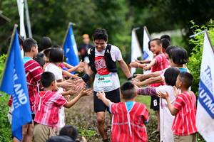 BIB: 1080
                            <button type="button" onclick="openModal(13361154)" class="btn btn-primary btn-sm float-right btn-popup" data-toggle="modal" data-target=".modal-high-quality">
                        <i class="fas fa-shopping-cart"></i> Add to Cart
                    </button>
                                            <button type="button" onclick="isThisMe(13361154, true)" class="btn btn-success btn-sm float-right btn-popup btn-isme hidden" data-toggle="tooltip" data-placement="bottom" title="นี่คือรูปของคุณใช่ไหม คลิกที่นี่เพื่อเอาเข้าอัลบั้ม">
                        <i class="fas fa-plus"></i> Add to album
                    </button>
                    <button type="button" onclick="isThisMe(13361154, false)" class="btn btn-warning btn-sm float-right btn-popup btn-isnotme hidden">
                        <i class="fas fa-ban"></i> Remove from album
                    </button>