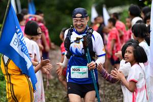 BIB: 1025
                            <button type="button" onclick="openModal(13363817)" class="btn btn-primary btn-sm float-right btn-popup" data-toggle="modal" data-target=".modal-high-quality">
                        <i class="fas fa-shopping-cart"></i> Add to Cart
                    </button>
                                            <button type="button" onclick="isThisMe(13363817, true)" class="btn btn-success btn-sm float-right btn-popup btn-isme hidden" data-toggle="tooltip" data-placement="bottom" title="นี่คือรูปของคุณใช่ไหม คลิกที่นี่เพื่อเอาเข้าอัลบั้ม">
                        <i class="fas fa-plus"></i> Add to album
                    </button>
                    <button type="button" onclick="isThisMe(13363817, false)" class="btn btn-warning btn-sm float-right btn-popup btn-isnotme hidden">
                        <i class="fas fa-ban"></i> Remove from album
                    </button>