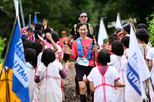 BIB: 338, 40000
                            <button type="button" onclick="openModal(13364008)" class="btn btn-primary btn-sm float-right btn-popup" data-toggle="modal" data-target=".modal-high-quality">
                        <i class="fas fa-shopping-cart"></i> Add to Cart
                    </button>
                                            <button type="button" onclick="isThisMe(13364008, true)" class="btn btn-success btn-sm float-right btn-popup btn-isme hidden" data-toggle="tooltip" data-placement="bottom" title="นี่คือรูปของคุณใช่ไหม คลิกที่นี่เพื่อเอาเข้าอัลบั้ม">
                        <i class="fas fa-plus"></i> Add to album
                    </button>
                    <button type="button" onclick="isThisMe(13364008, false)" class="btn btn-warning btn-sm float-right btn-popup btn-isnotme hidden">
                        <i class="fas fa-ban"></i> Remove from album
                    </button>