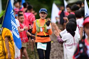 BIB: 1232
                            <button type="button" onclick="openModal(13364153)" class="btn btn-primary btn-sm float-right btn-popup" data-toggle="modal" data-target=".modal-high-quality">
                        <i class="fas fa-shopping-cart"></i> Add to Cart
                    </button>
                                            <button type="button" onclick="isThisMe(13364153, true)" class="btn btn-success btn-sm float-right btn-popup btn-isme hidden" data-toggle="tooltip" data-placement="bottom" title="นี่คือรูปของคุณใช่ไหม คลิกที่นี่เพื่อเอาเข้าอัลบั้ม">
                        <i class="fas fa-plus"></i> Add to album
                    </button>
                    <button type="button" onclick="isThisMe(13364153, false)" class="btn btn-warning btn-sm float-right btn-popup btn-isnotme hidden">
                        <i class="fas fa-ban"></i> Remove from album
                    </button>