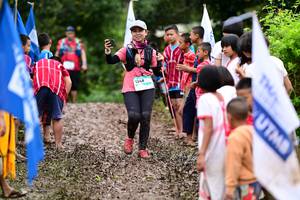 BIB: 1248
                            <button type="button" onclick="openModal(13366473)" class="btn btn-primary btn-sm float-right btn-popup" data-toggle="modal" data-target=".modal-high-quality">
                        <i class="fas fa-shopping-cart"></i> Add to Cart
                    </button>
                                            <button type="button" onclick="isThisMe(13366473, true)" class="btn btn-success btn-sm float-right btn-popup btn-isme hidden" data-toggle="tooltip" data-placement="bottom" title="นี่คือรูปของคุณใช่ไหม คลิกที่นี่เพื่อเอาเข้าอัลบั้ม">
                        <i class="fas fa-plus"></i> Add to album
                    </button>
                    <button type="button" onclick="isThisMe(13366473, false)" class="btn btn-warning btn-sm float-right btn-popup btn-isnotme hidden">
                        <i class="fas fa-ban"></i> Remove from album
                    </button>