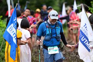 BIB: 1340
                            <button type="button" onclick="openModal(13365550)" class="btn btn-primary btn-sm float-right btn-popup" data-toggle="modal" data-target=".modal-high-quality">
                        <i class="fas fa-shopping-cart"></i> Add to Cart
                    </button>
                                            <button type="button" onclick="isThisMe(13365550, true)" class="btn btn-success btn-sm float-right btn-popup btn-isme hidden" data-toggle="tooltip" data-placement="bottom" title="นี่คือรูปของคุณใช่ไหม คลิกที่นี่เพื่อเอาเข้าอัลบั้ม">
                        <i class="fas fa-plus"></i> Add to album
                    </button>
                    <button type="button" onclick="isThisMe(13365550, false)" class="btn btn-warning btn-sm float-right btn-popup btn-isnotme hidden">
                        <i class="fas fa-ban"></i> Remove from album
                    </button>