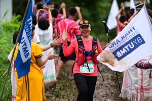 BIB: 1392
                            <button type="button" onclick="openModal(13364036)" class="btn btn-primary btn-sm float-right btn-popup" data-toggle="modal" data-target=".modal-high-quality">
                        <i class="fas fa-shopping-cart"></i> Add to Cart
                    </button>
                                            <button type="button" onclick="isThisMe(13364036, true)" class="btn btn-success btn-sm float-right btn-popup btn-isme hidden" data-toggle="tooltip" data-placement="bottom" title="นี่คือรูปของคุณใช่ไหม คลิกที่นี่เพื่อเอาเข้าอัลบั้ม">
                        <i class="fas fa-plus"></i> Add to album
                    </button>
                    <button type="button" onclick="isThisMe(13364036, false)" class="btn btn-warning btn-sm float-right btn-popup btn-isnotme hidden">
                        <i class="fas fa-ban"></i> Remove from album
                    </button>